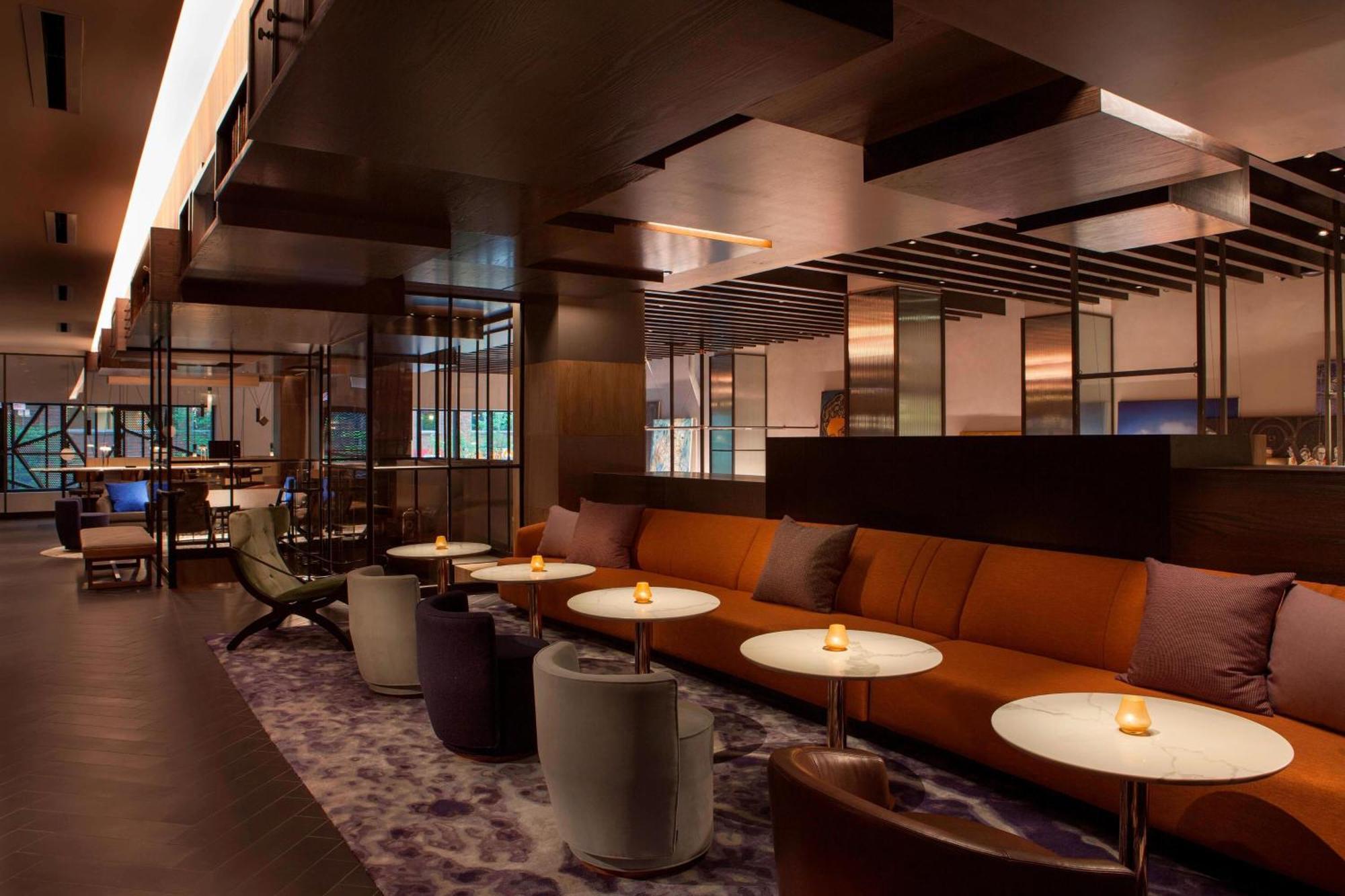 Hotel Emc2, Autograph Collection Chicago Exterior photo